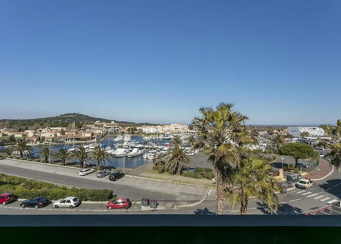 Sunset 755 Naturist Port Nature