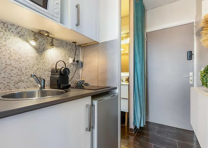 Sunset 755 Naturist Port Nature *